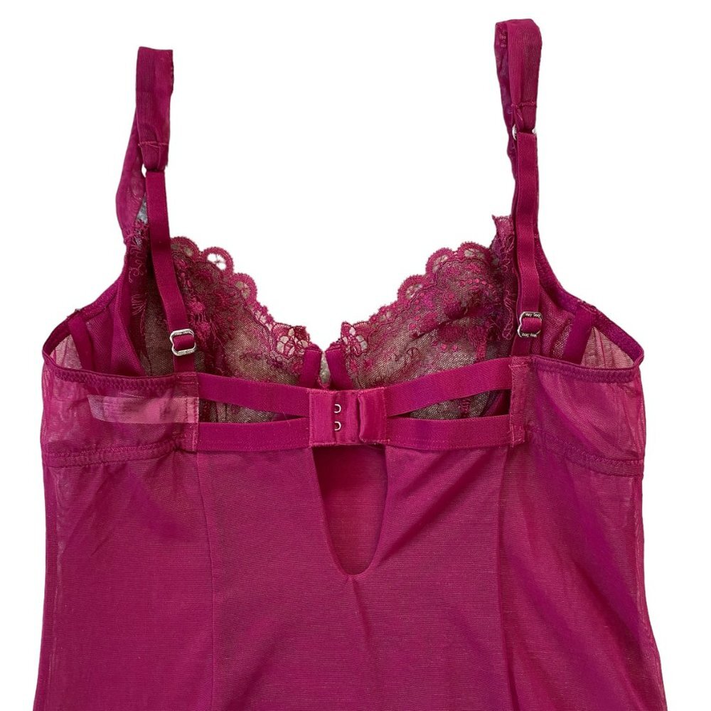 Victoria's Secret lingerie cranberry 34B underwire adjustable back and straps - Picture 4 of 13